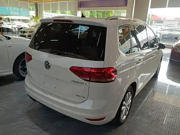 Volkswagen Touran 2019