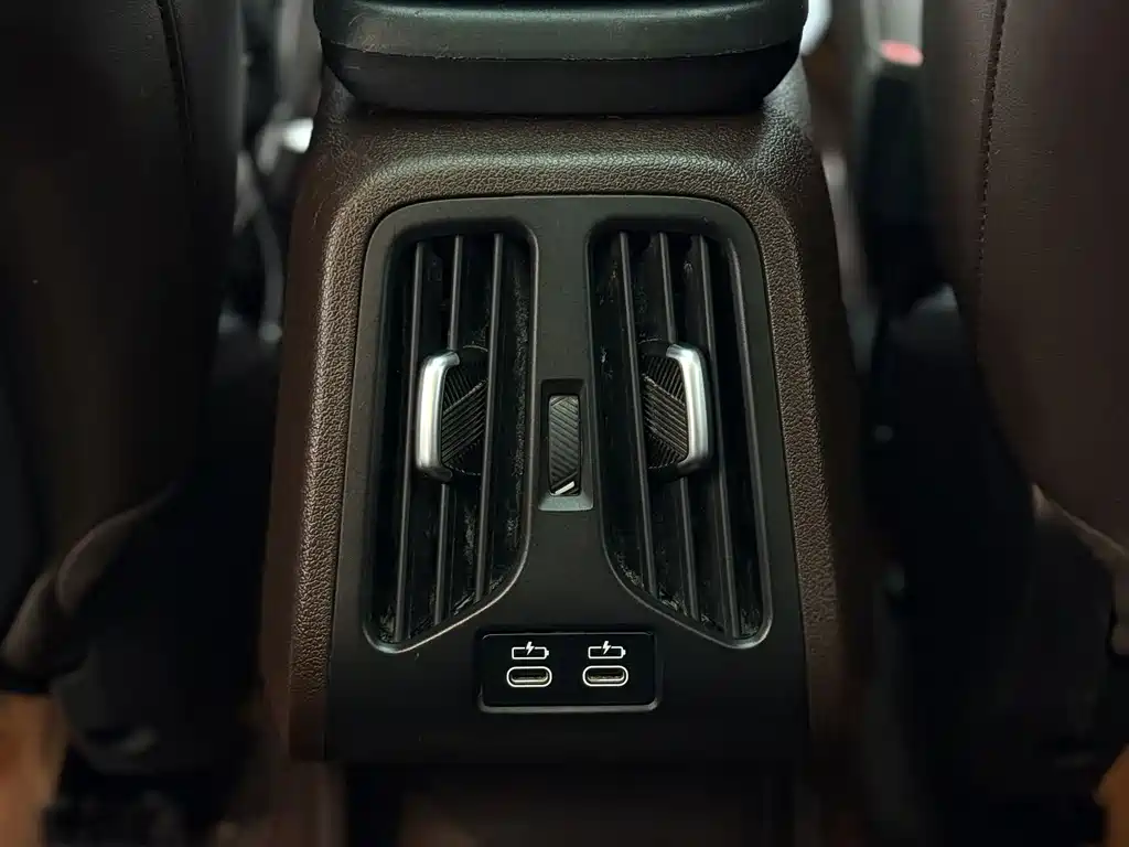 BMW X1 2023 — фото 10