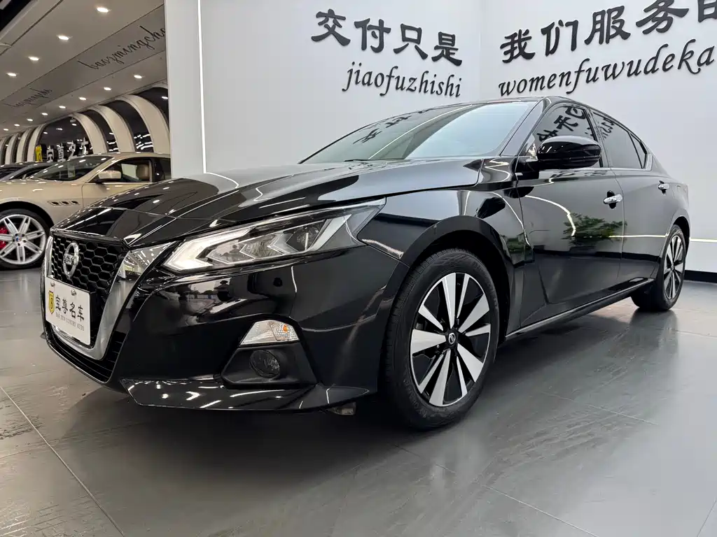 Nissan Teana 2022 — фото 3