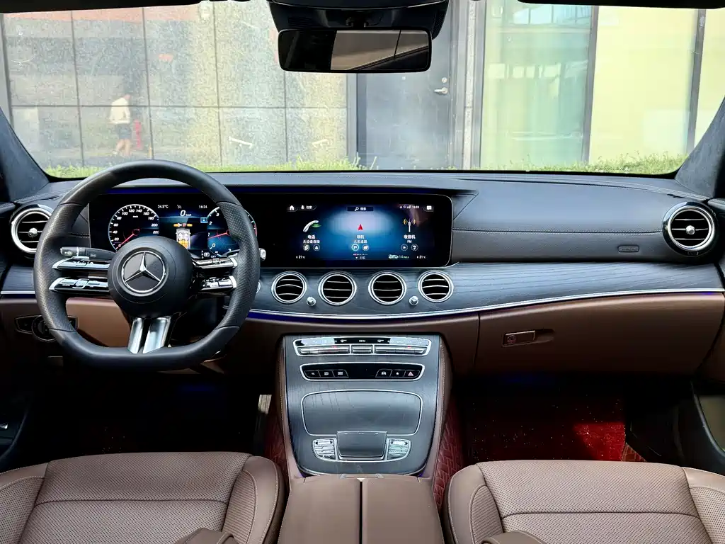 Mercedes-Benz E-Class 2021 — фото 14