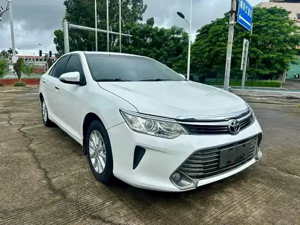 Toyota Camry 2016