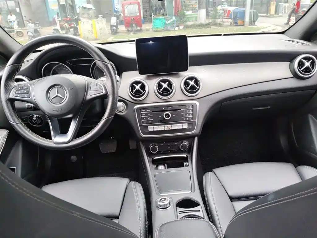 Mercedes-Benz CLA 2017 — фото 5