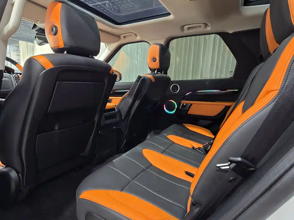 Land Rover Discovery 2018 — фото 10