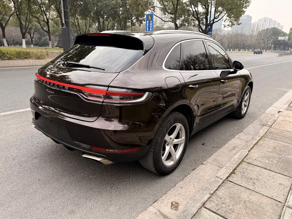Porsche Macan 2019 — фото 8