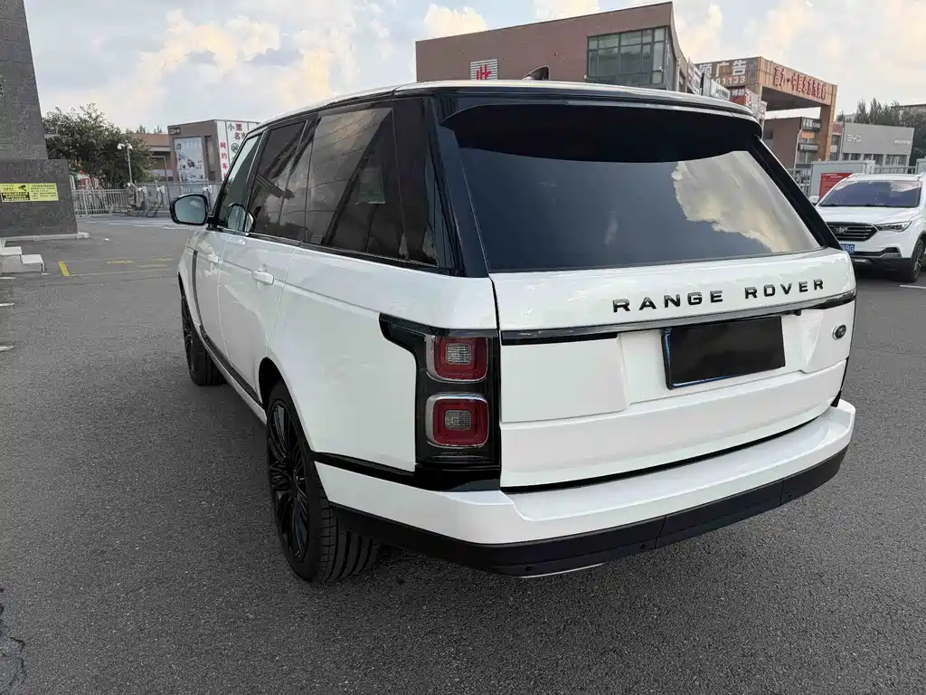 Land Rover Range Rover 2020 — фото 10