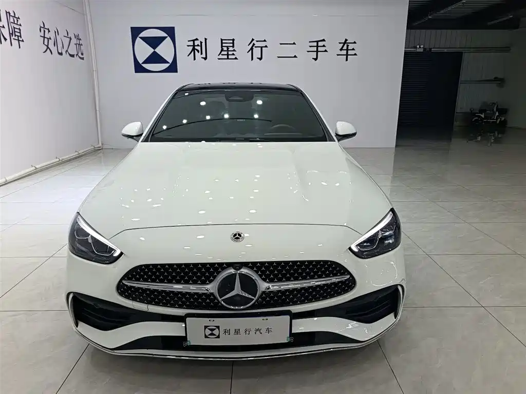 Mercedes-Benz C-Class 2025 — фото 17