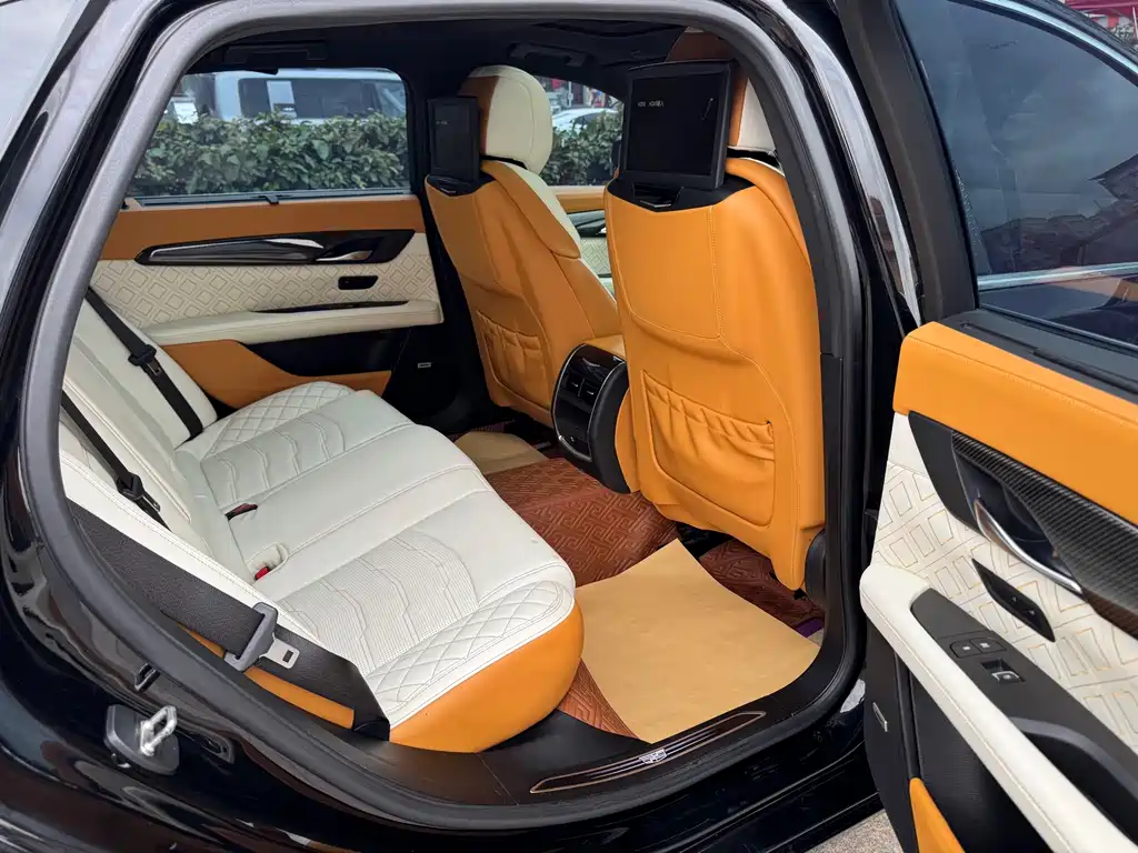 Cadillac CT6 2017 — фото 14