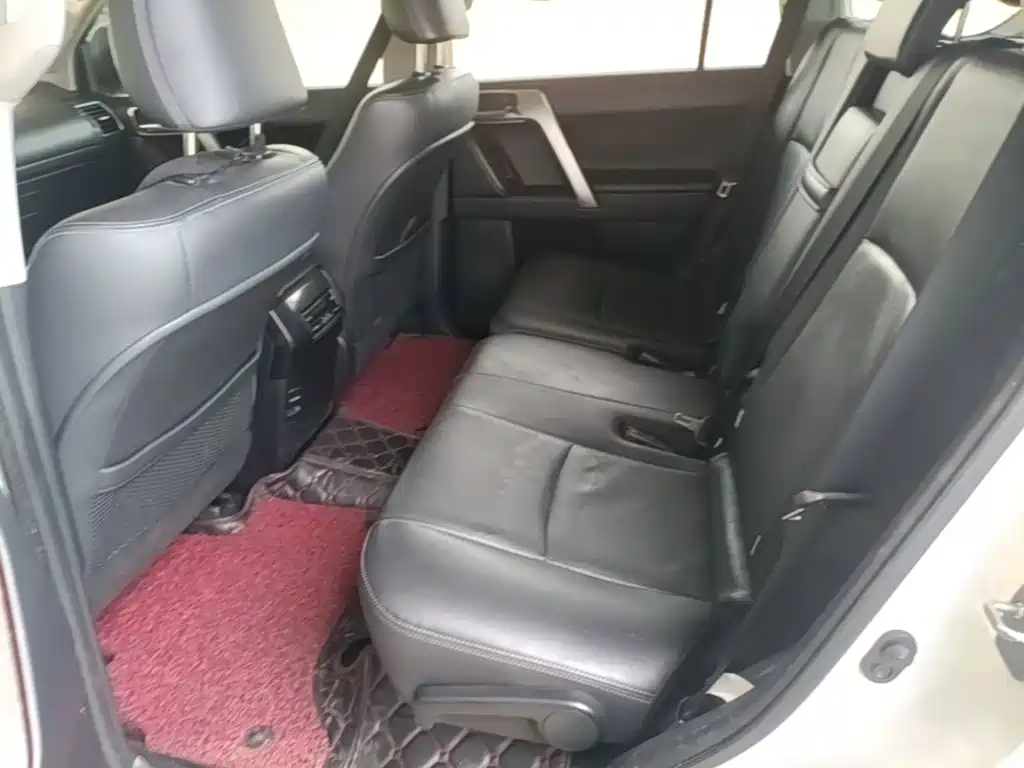 Toyota Prado 2015 — фото 17