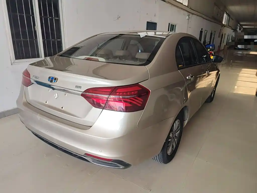 Geely Emgrand 2018