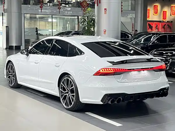 Audi A7 2023