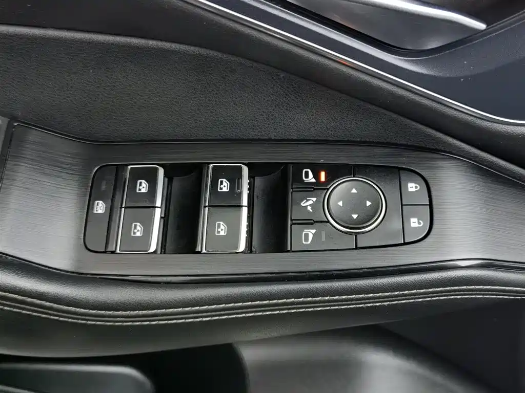 Nissan X-Trail 2022 — фото 9