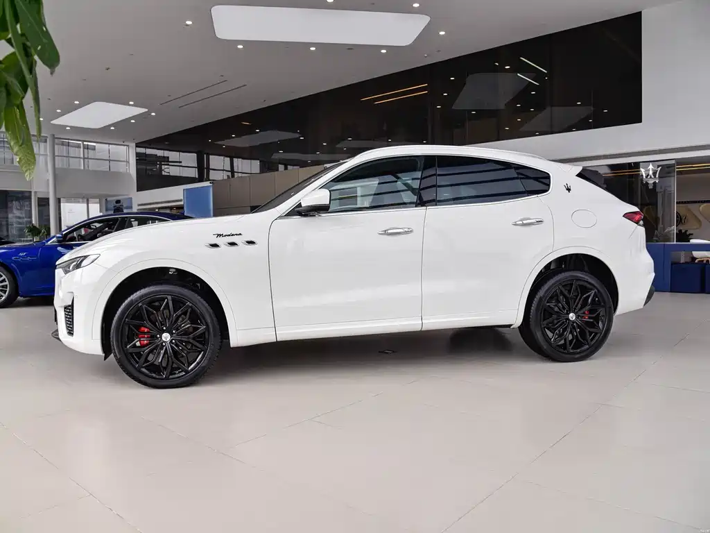 Maserati Levante 2026 — фото 2