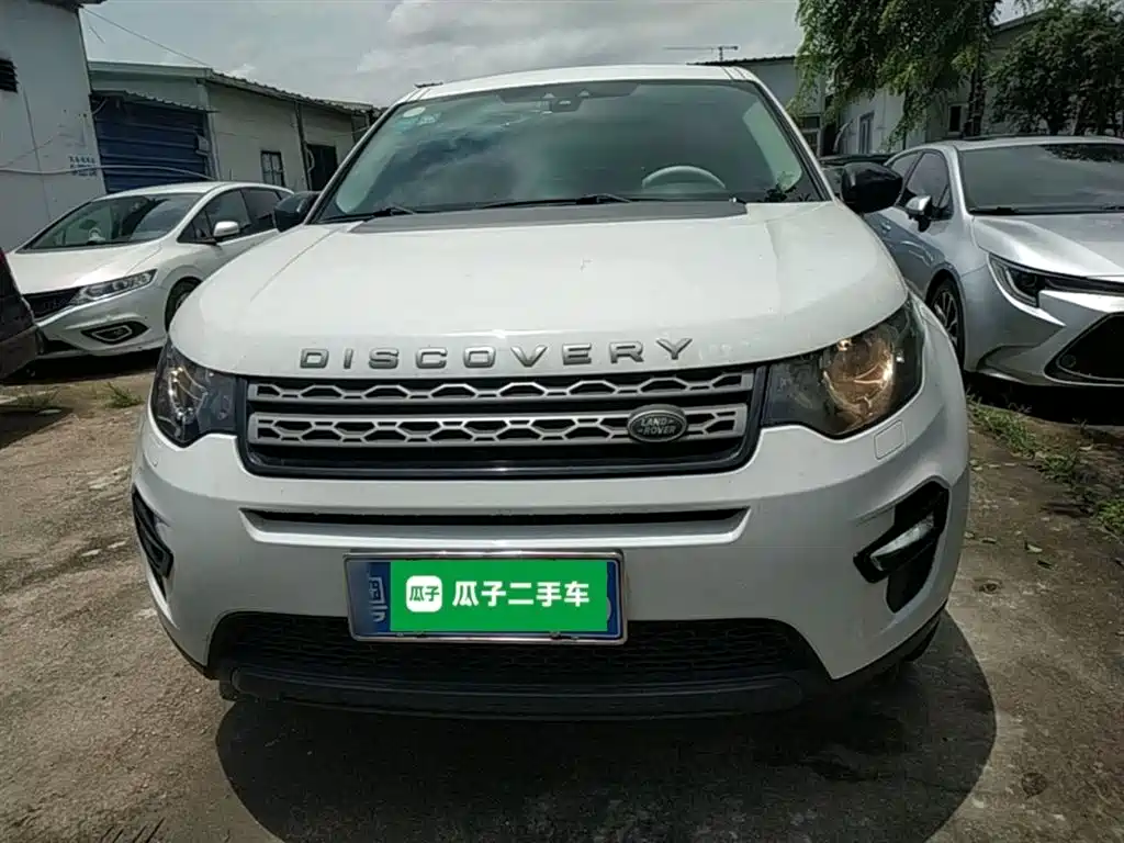 Land Rover Discovery Sport 2017 — фото 3