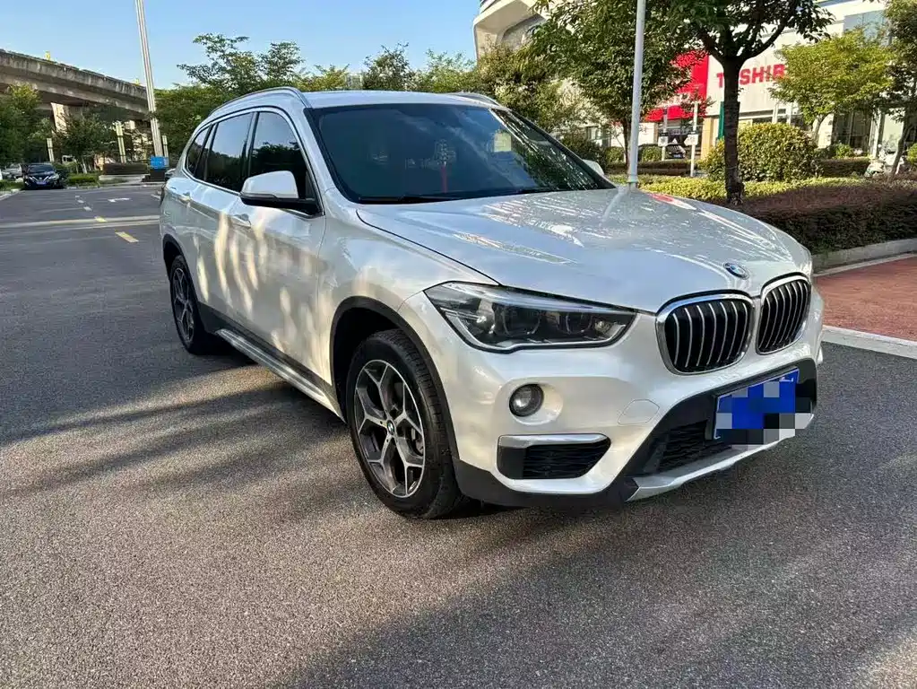BMW X1 2019 — фото 3