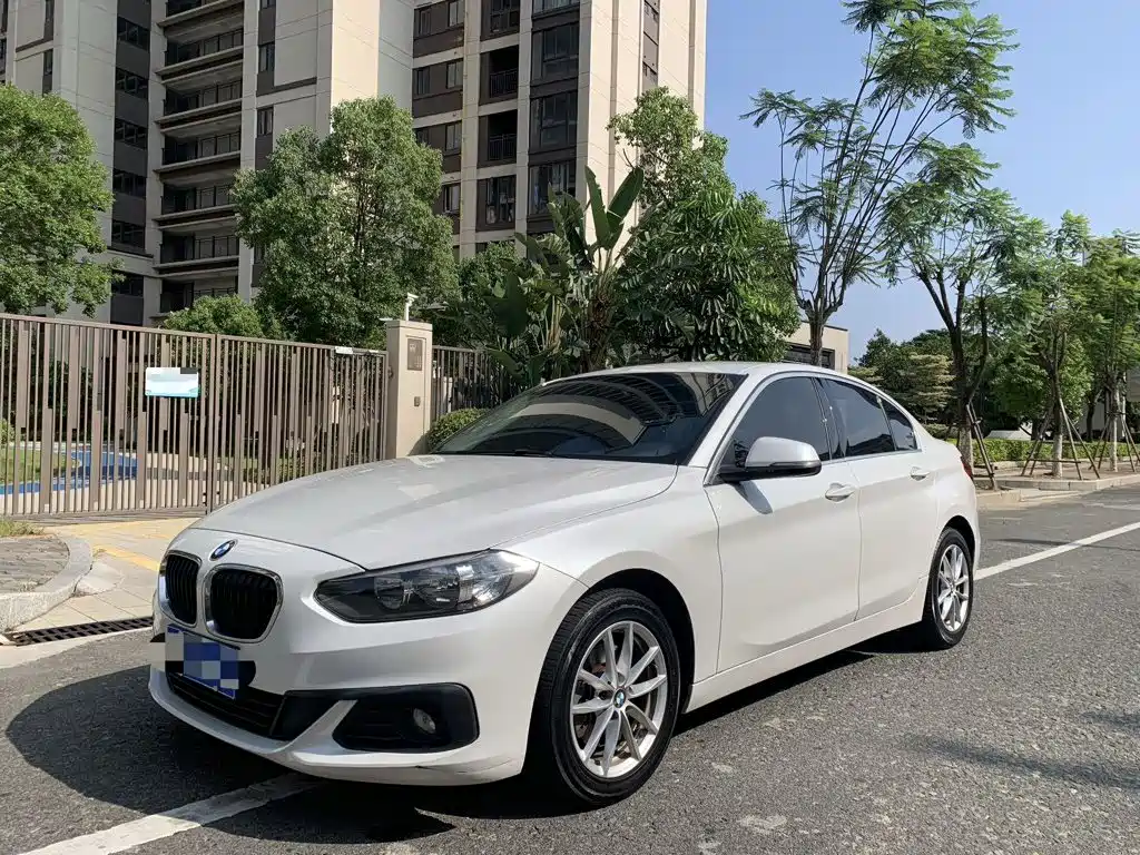 BMW 1 Series 2019