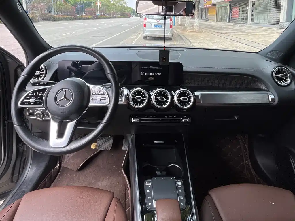 Mercedes-Benz GLB 2020 — фото 10