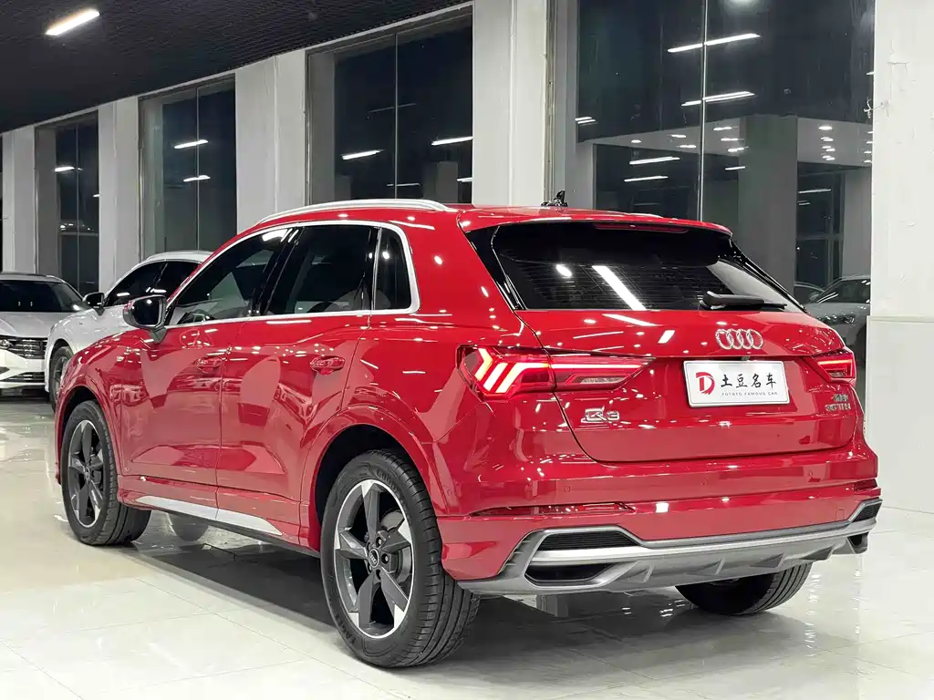 Audi Q3 2022 — фото 4