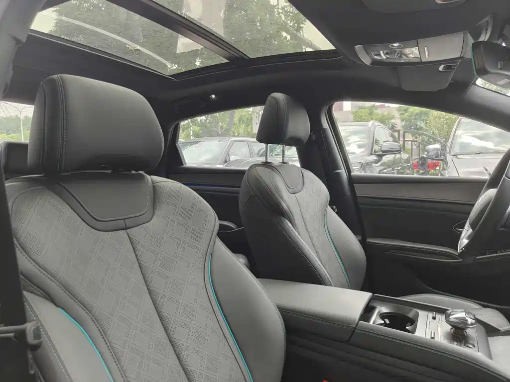 BYD Qin L 2025 — фото 11