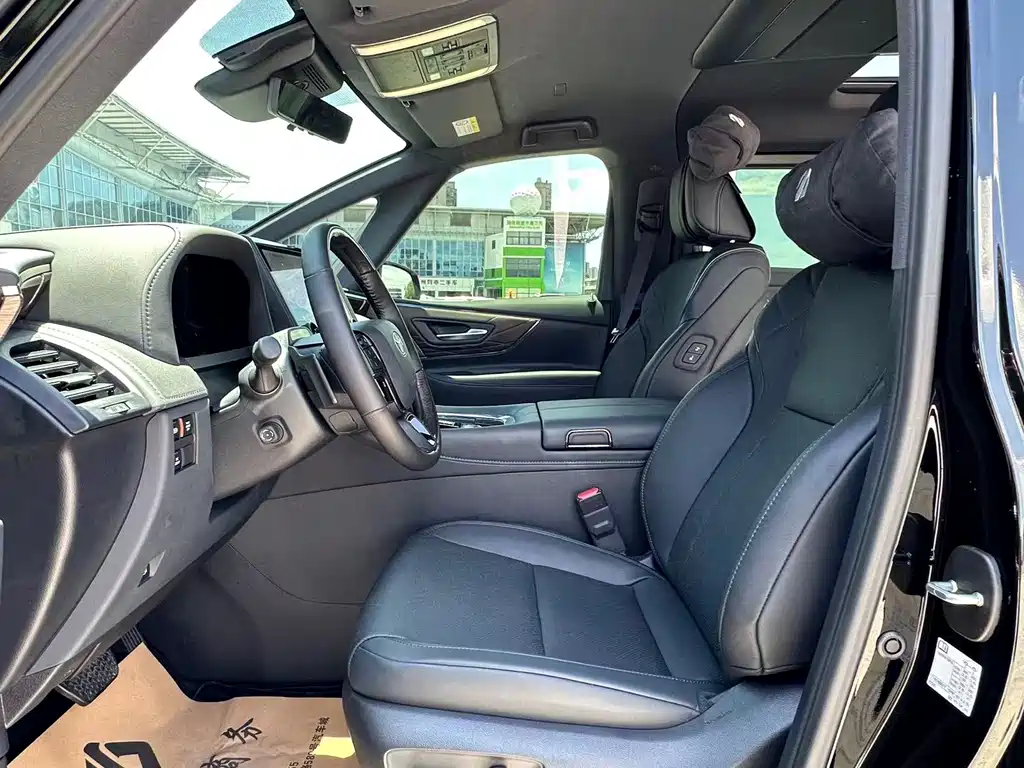Toyota Alphard 2026 — фото 12