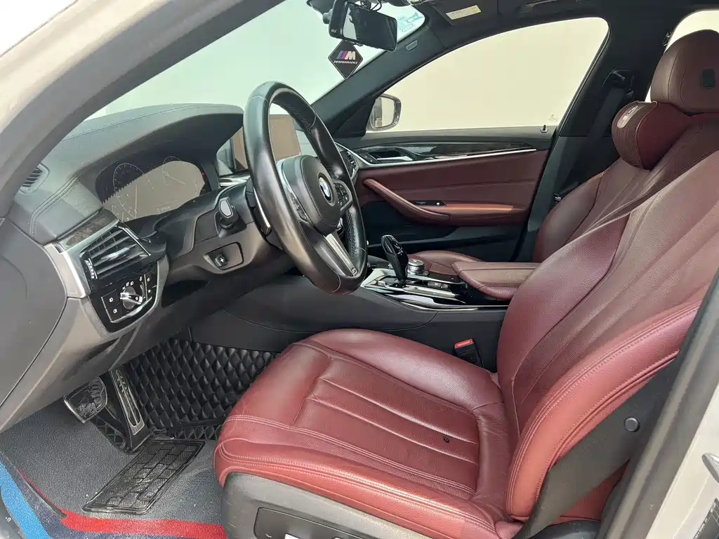 BMW 5 Series 2019