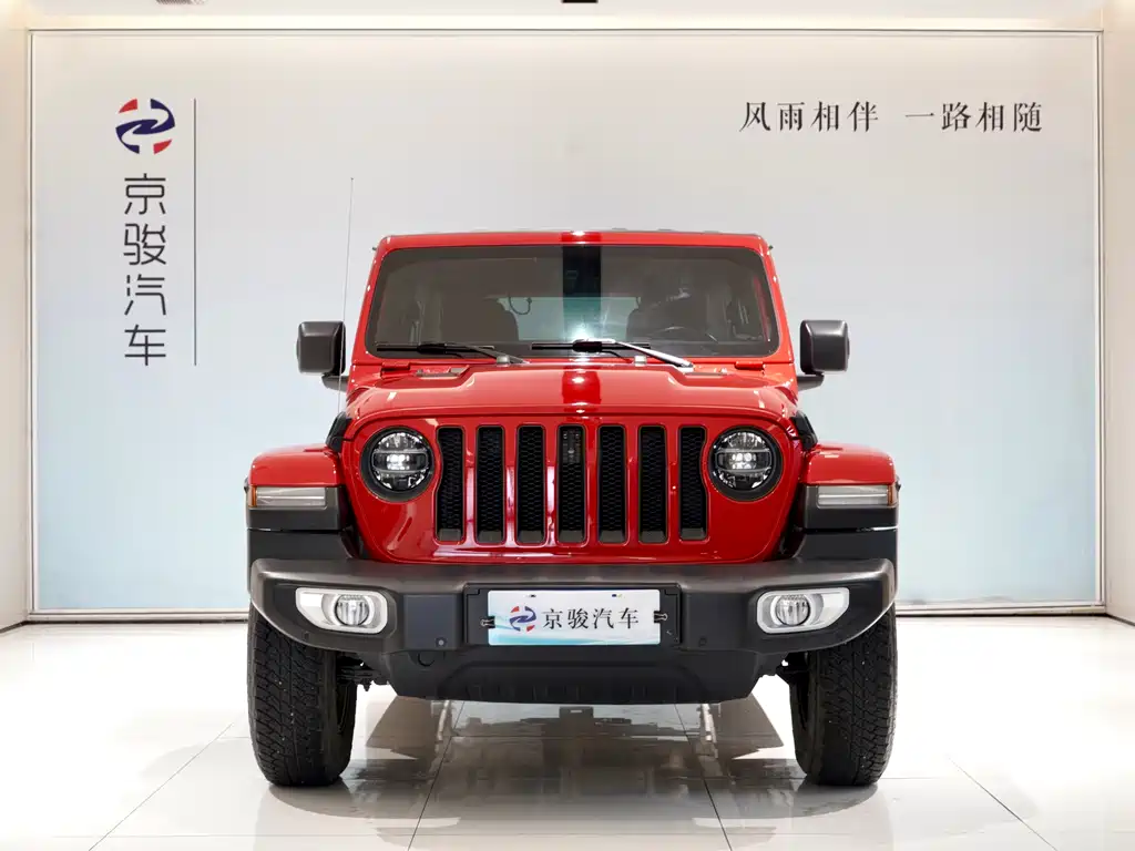 Jeep Wrangler 2021 — фото 2