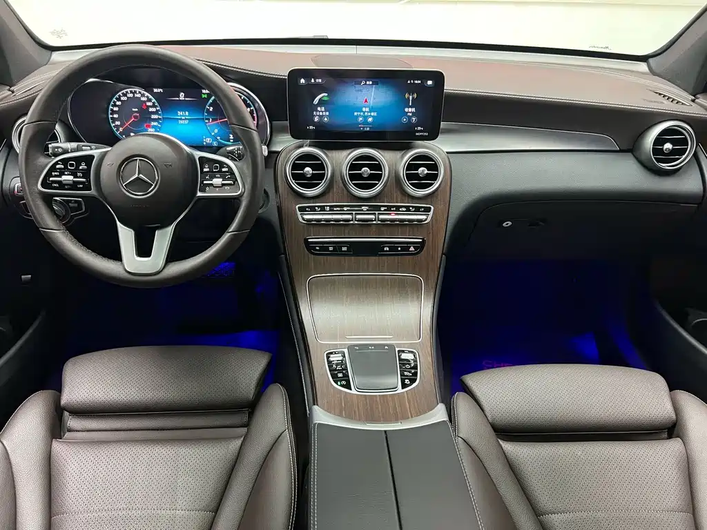 Mercedes-Benz GLC 2020 — фото 12