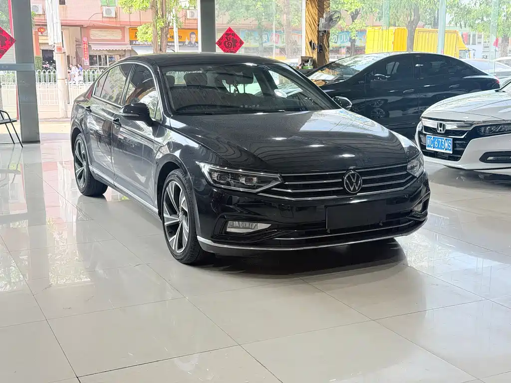 Volkswagen Magotan 2022