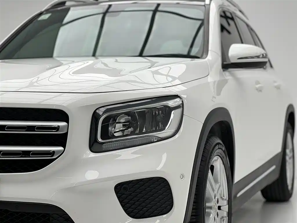 Mercedes-Benz GLB 2020