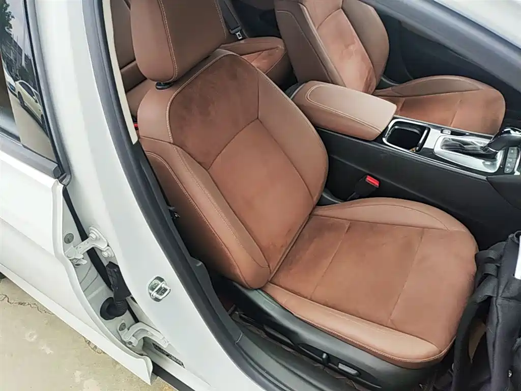 Buick Regal 2020 — фото 25