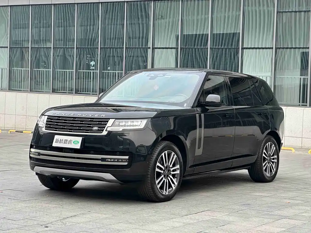 Land Rover Range Rover 2023 — фото 1