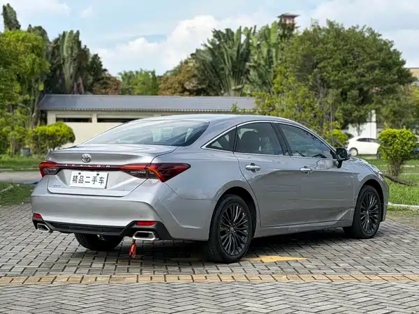 Toyota Avalon 2022