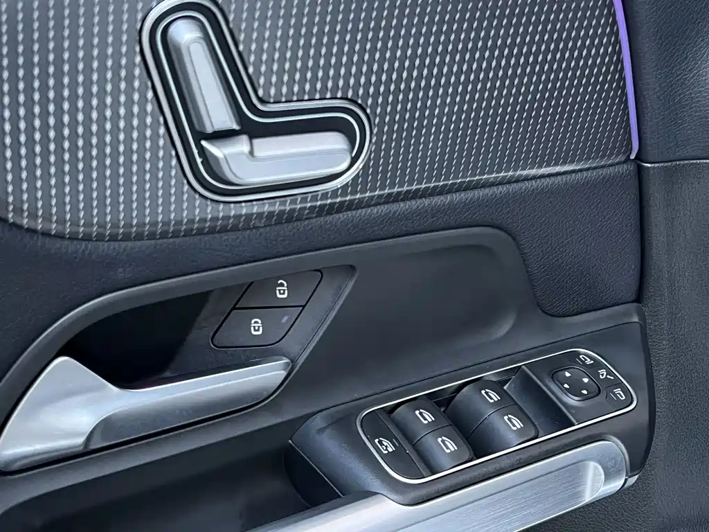 Mercedes-Benz GLB 2020 — фото 14