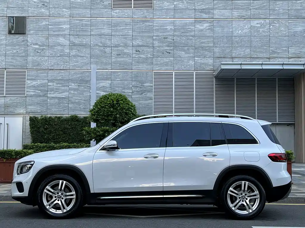 Mercedes-Benz GLB 2020