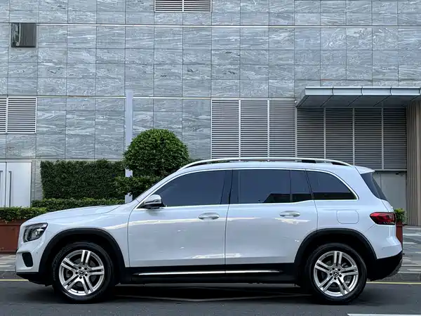 Mercedes-Benz GLB 2020