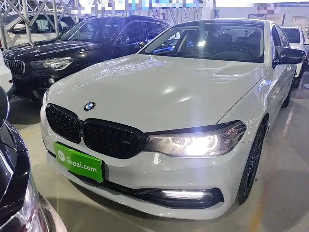 BMW 5 Series 2017 — фото 3