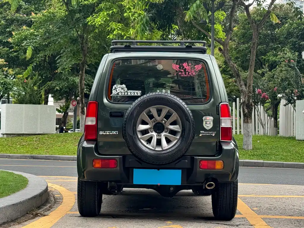 Suzuki Jimny 2018 — фото 14