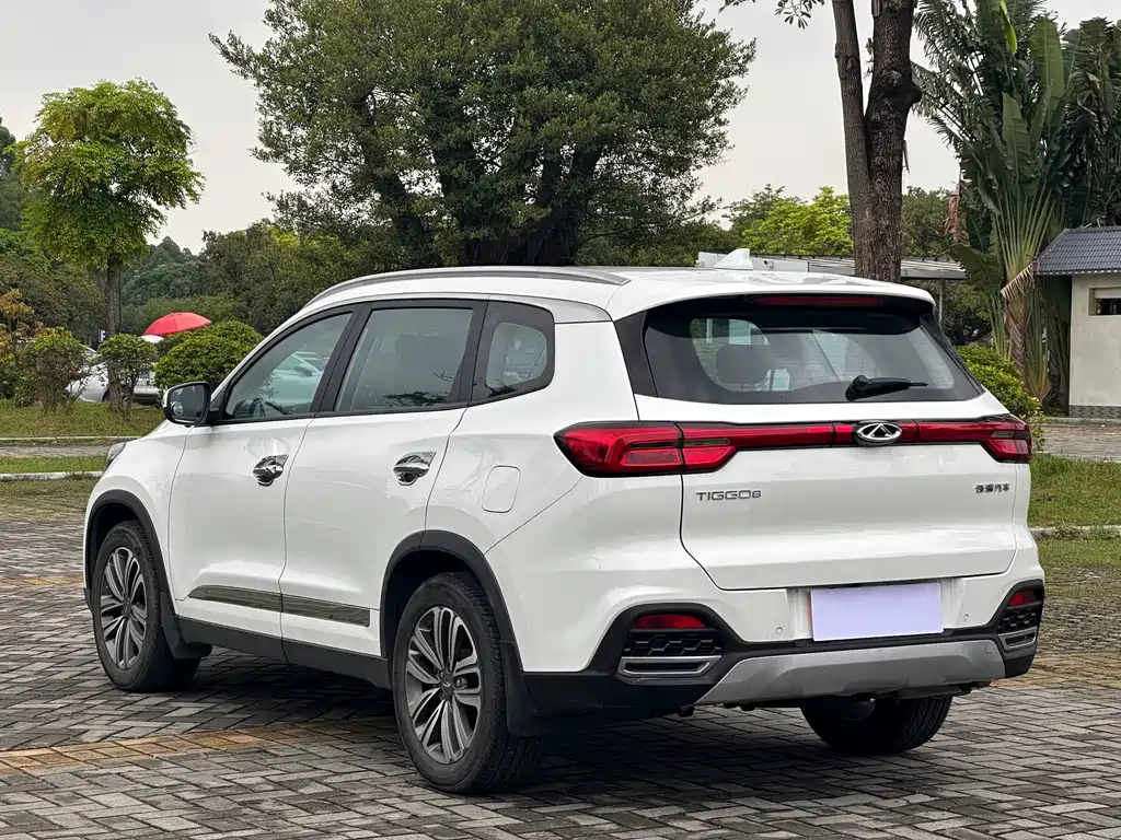 Chery Tiggo 8 2018 — фото 13
