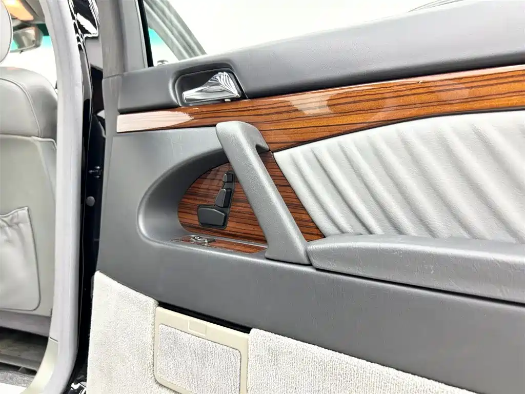 Mercedes-Benz S-Class 1993 — фото 10