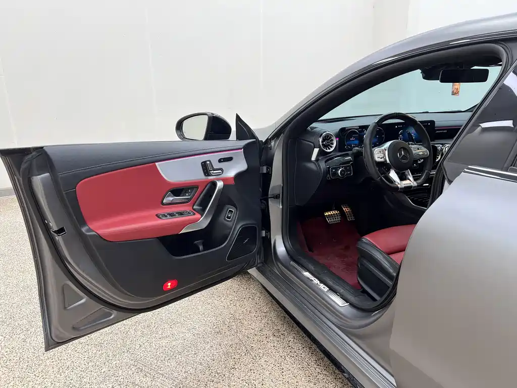 Mercedes-Benz Mercedes CLA AMG 2021 — фото 12