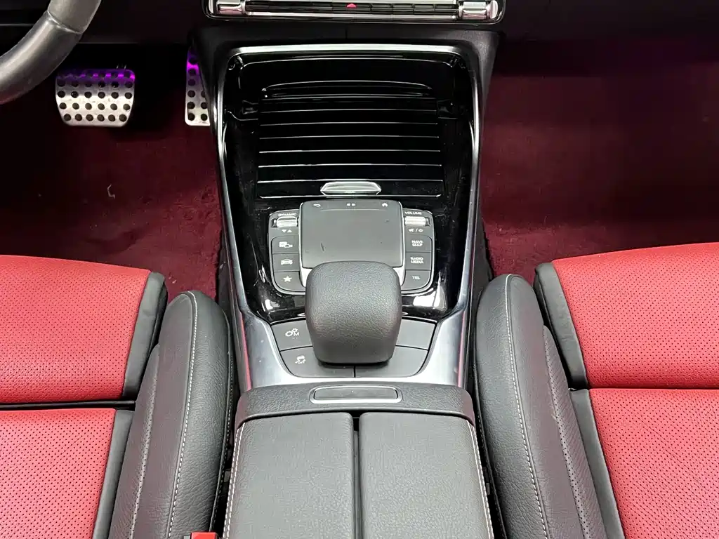 Mercedes-Benz Mercedes CLA AMG 2021 — фото 23