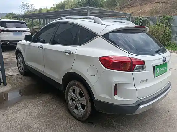 Bestune X80 2015