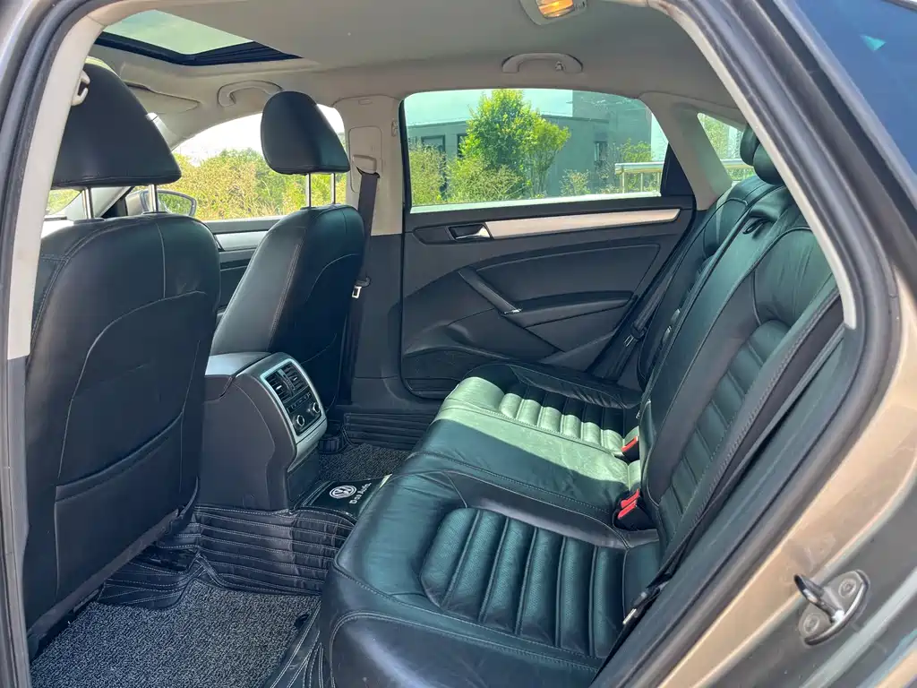 Volkswagen Passat 2013