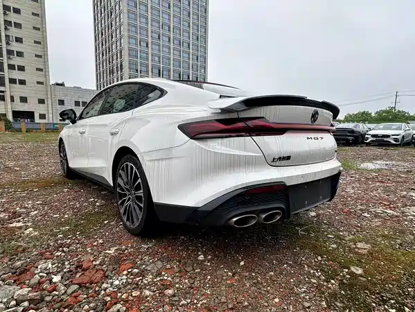 MG MG7 2023