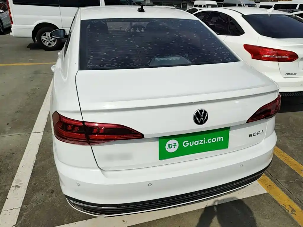 Volkswagen Bora 2023