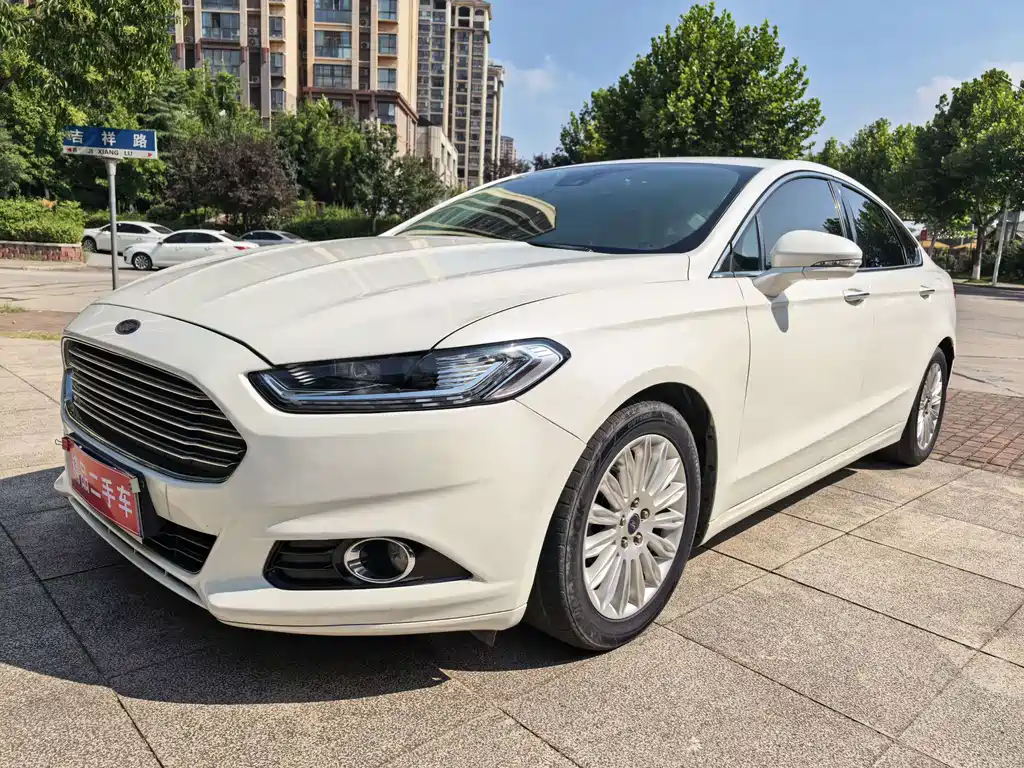 Ford Mondeo 2015 — фото 2