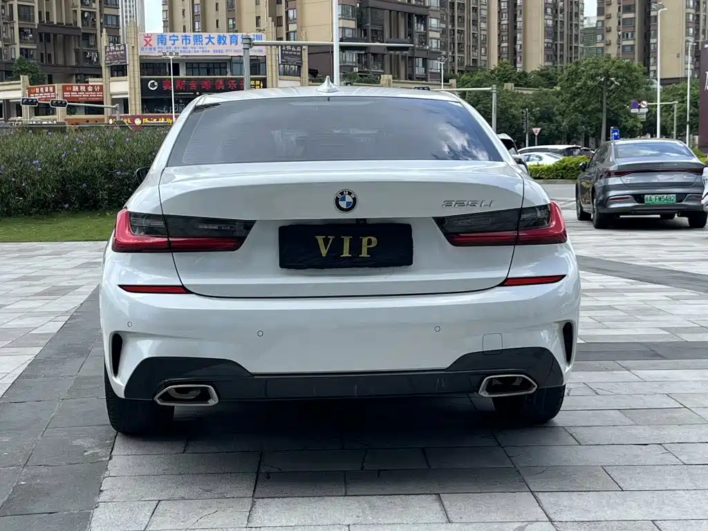 BMW 3 Series 2021