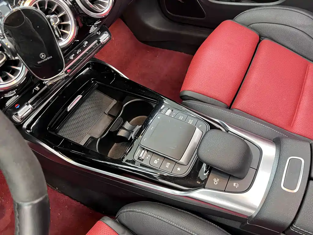 Mercedes-Benz Mercedes CLA AMG 2021 — фото 29