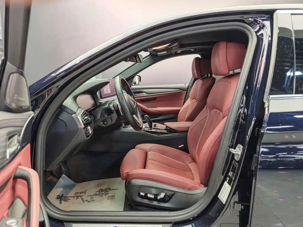 BMW 5 Series 2022