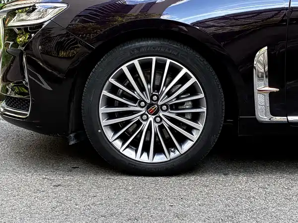 Hongqi H9 2021
