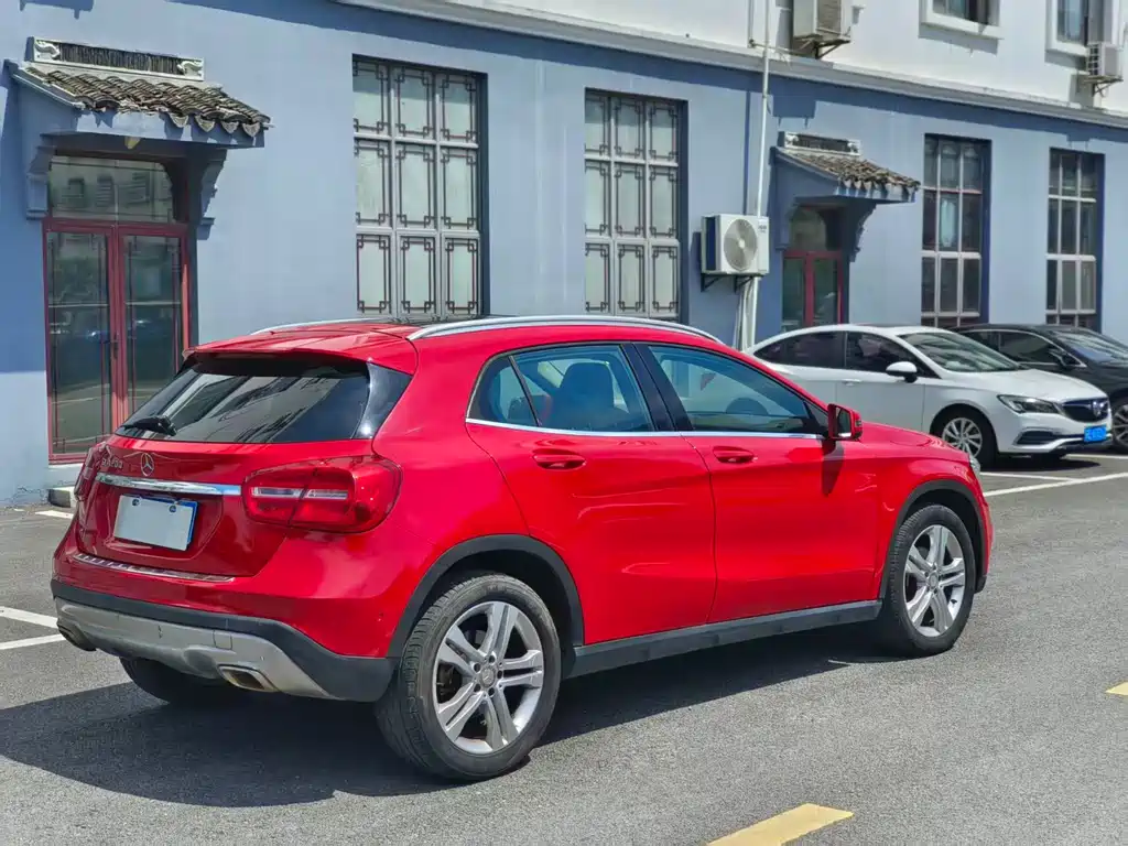 Mercedes-Benz GLA 2015 — фото 4